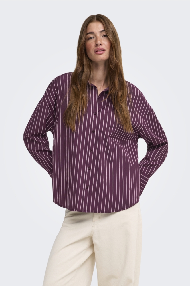 Only bordeaux dames blouse | Model vooraanzicht