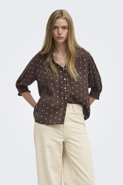 Only bruine dames blouse | Model vooraanzicht