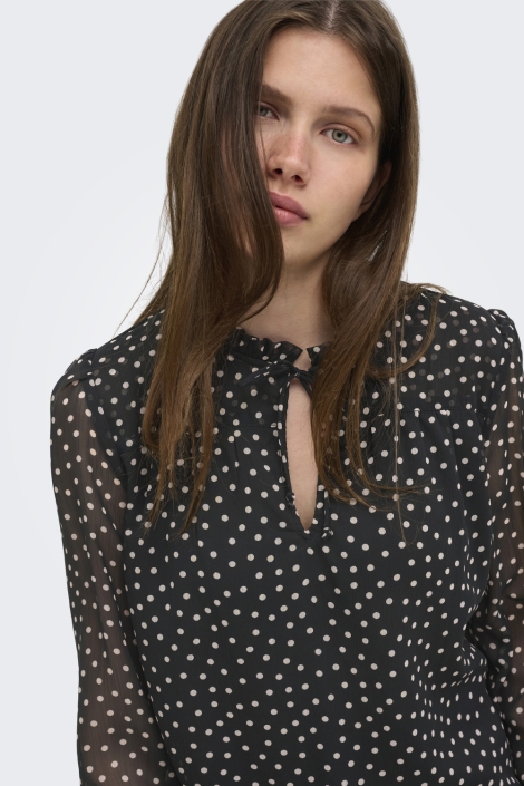 Only zwarte dames t-shirt | Close up