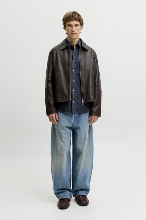 Jack & Jones blauwe heren overhemd | Sfeerbeeld, In situatie