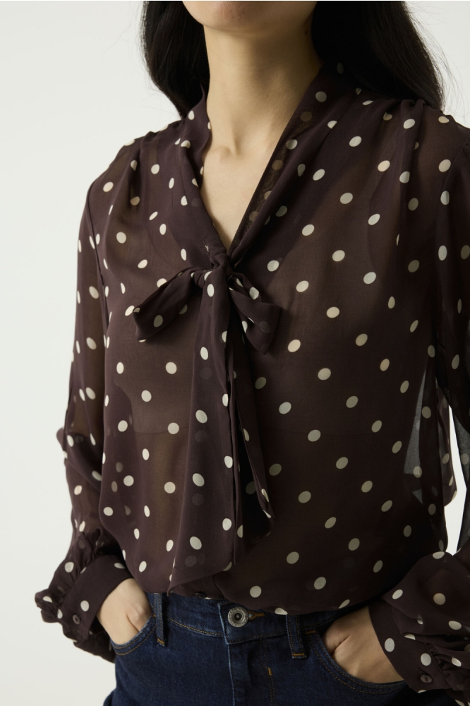 Garcia bruine dames blouse | Close up