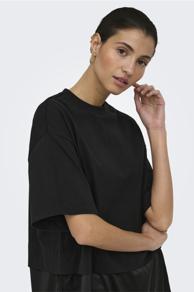 Only zwarte dames t-shirt | Close up