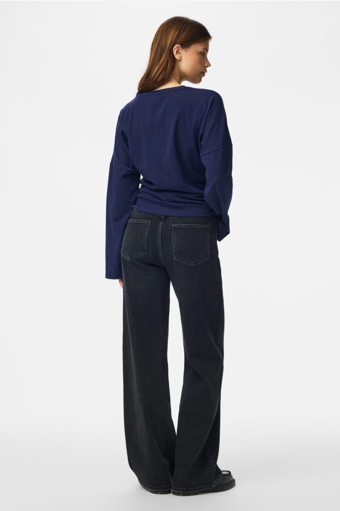 Pieces blauwe dames t-shirt | Model