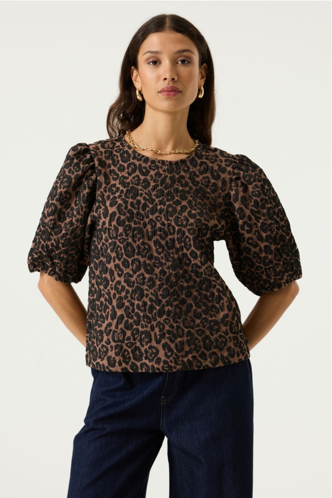 Garcia zwarte dames t-shirt | Model vooraanzicht
