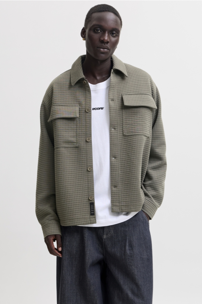Jack & Jones groene heren overhemd | Model vooraanzicht