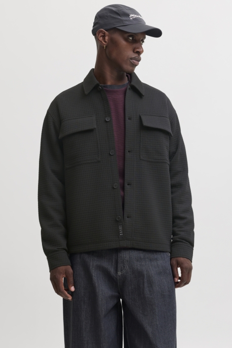 Jack & Jones zwarte heren overhemd | Model vooraanzicht