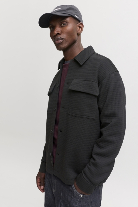 Jack & Jones zwarte heren overhemd | Model zijaanzicht