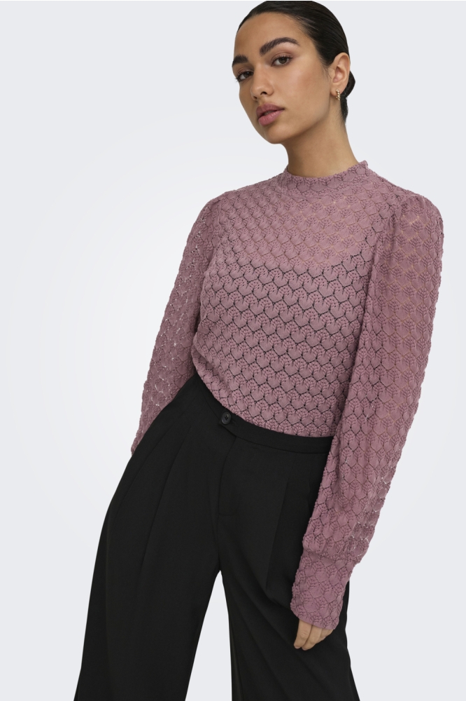 Jacqueline de Yong paarse dames top | Model vooraanzicht