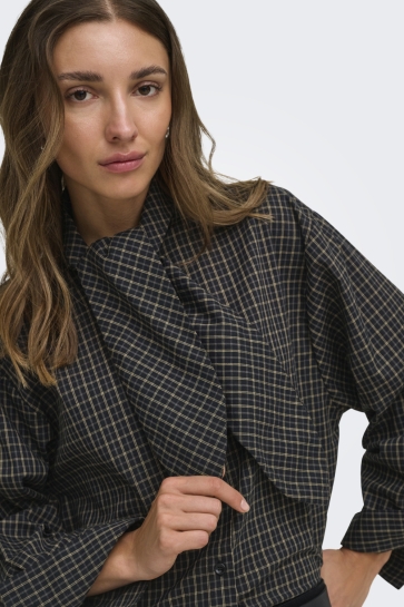 Jacqueline de Yong Blouse JDYVILDA L/S SCARF SHIRT WVN NOOS 15384549 BLACK/BLUE & SAN