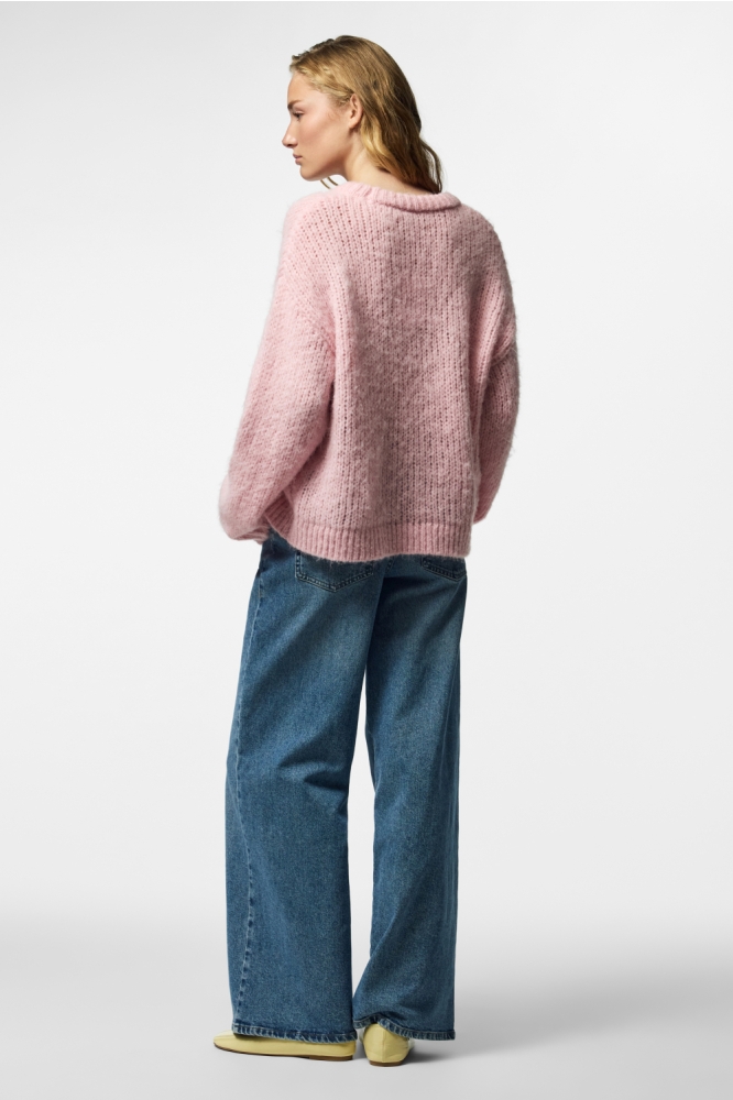 Pieces roze dames trui | Model achteraanzicht