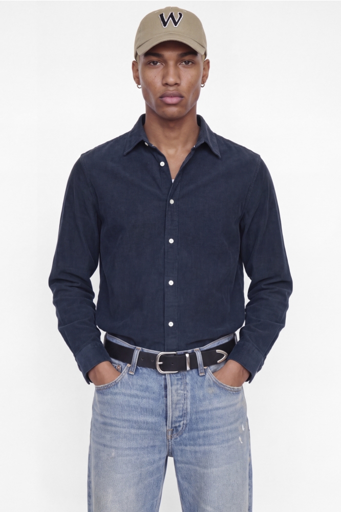 Jack & Jones blauwe heren overhemd | Model vooraanzicht
