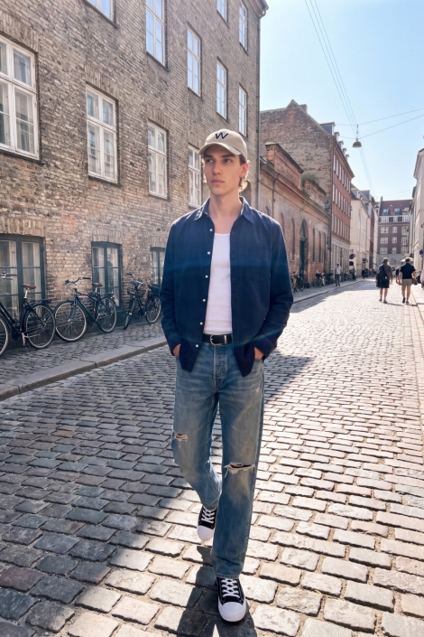 Jack & Jones blauwe heren overhemd | Sfeerbeeld, In situatie