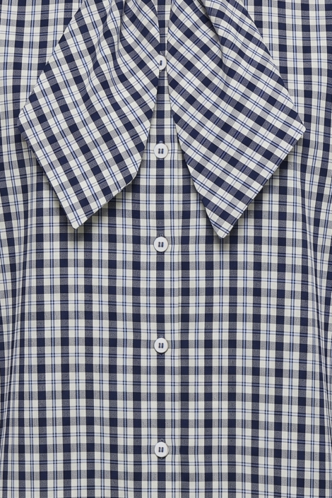 Only blauwe dames blouse | Close up