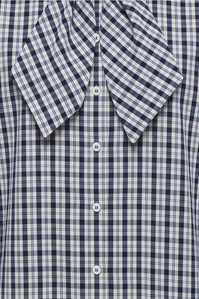 Only blauwe dames blouse | Close up