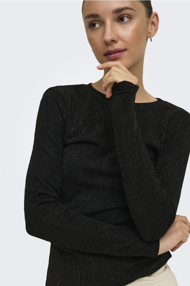 Jacqueline de Yong zwarte dames t-shirt | Model vooraanzicht