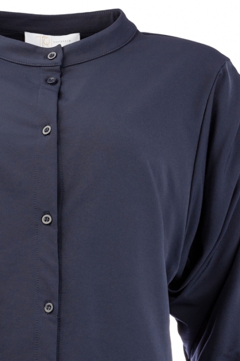 TQ Amsterdam blauwe dames blouse | Close up