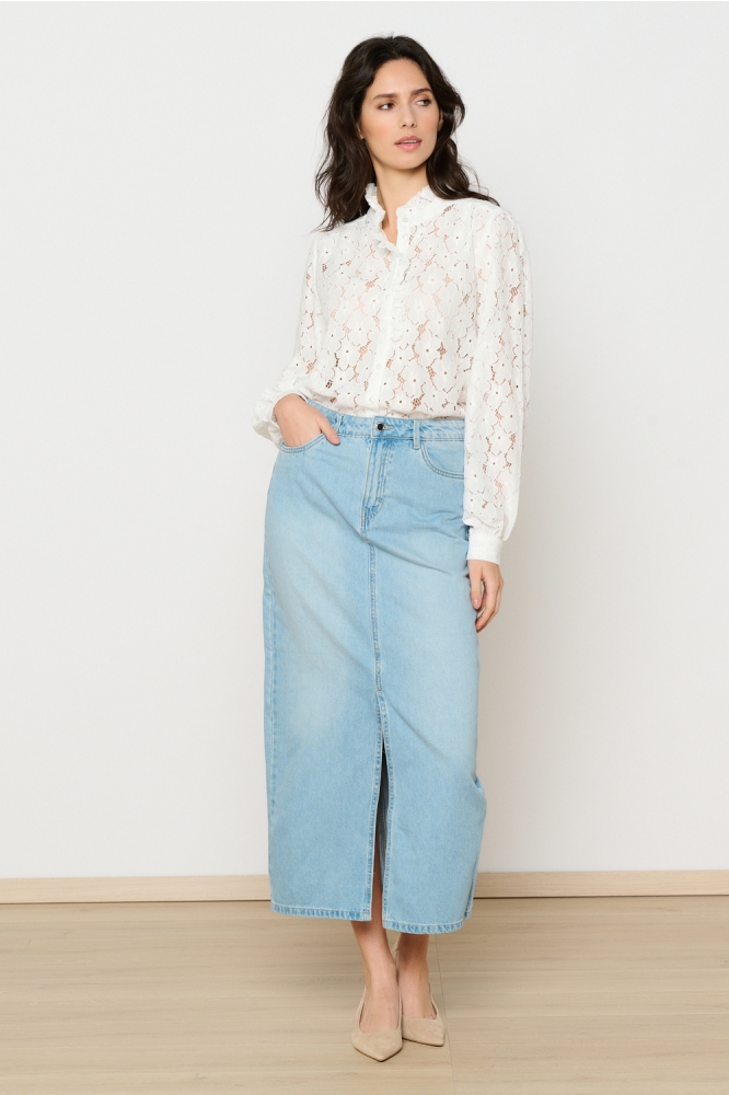 LolaLiza witte dames blouse | Model