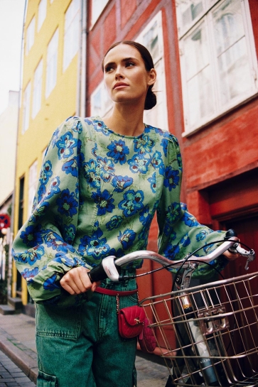 Harper & Yve T-shirt FLOOR LS AW25C601 1244 Forest Flower