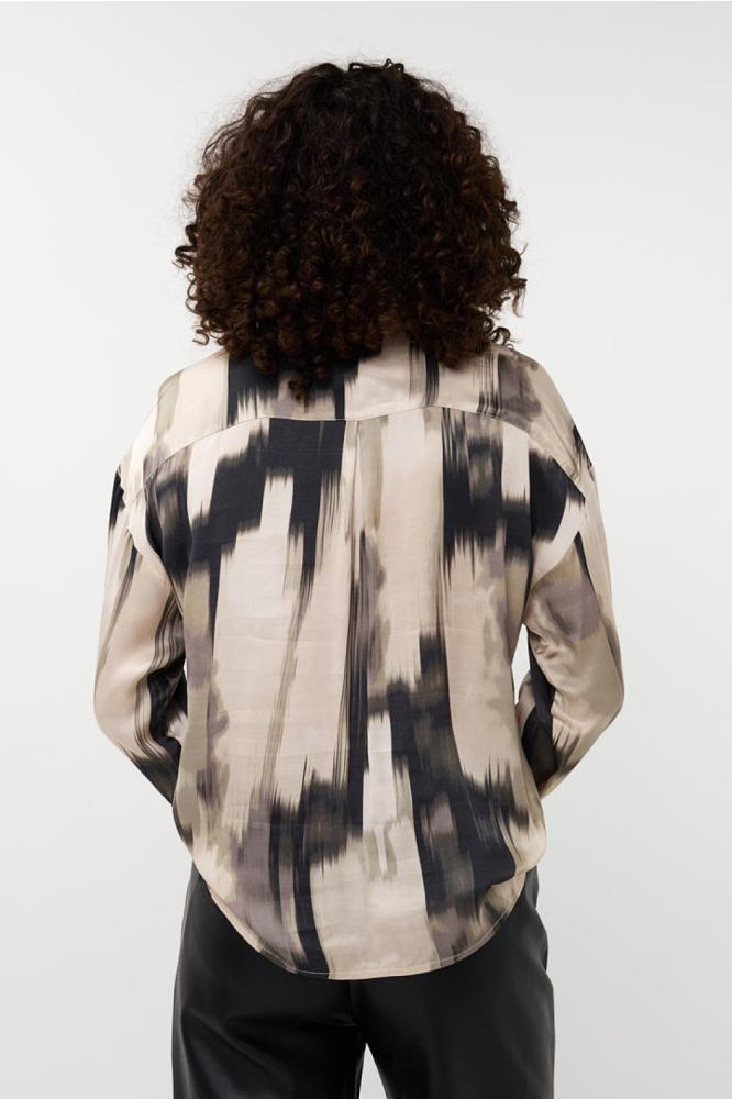 EsQualo multi color dames blouse | Model achteraanzicht