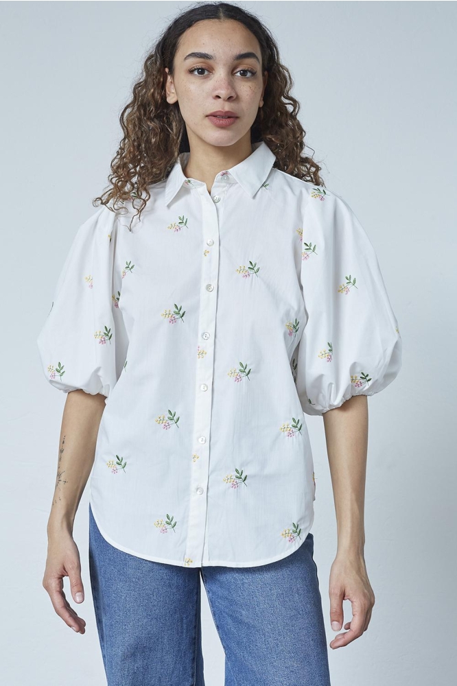 SisterS point witte dames blouse | Model vooraanzicht