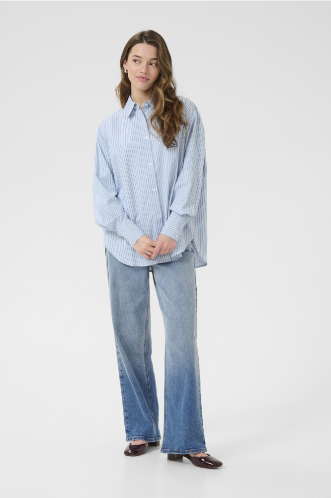 Kaffe blauwe dames blouse | Model