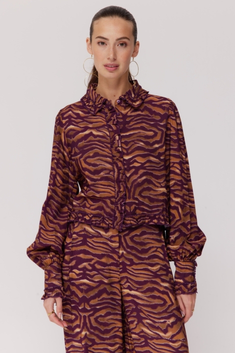 Harper & Yve paarse dames blouse | Model vooraanzicht