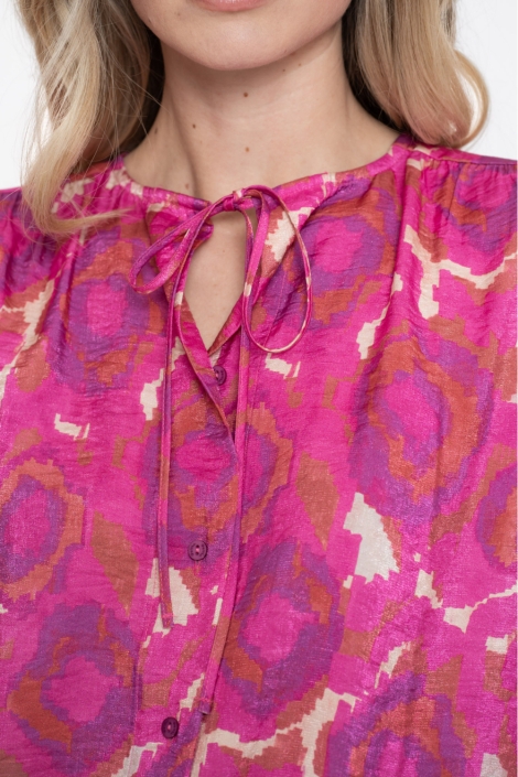 Geisha roze dames blouse | Kleurstaal