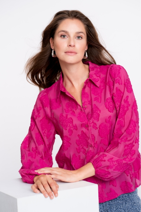 Geisha roze dames blouse | Model vooraanzicht