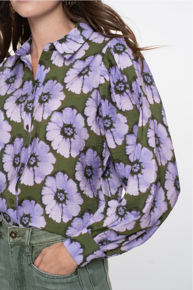 Geisha paarse dames blouse | Close up