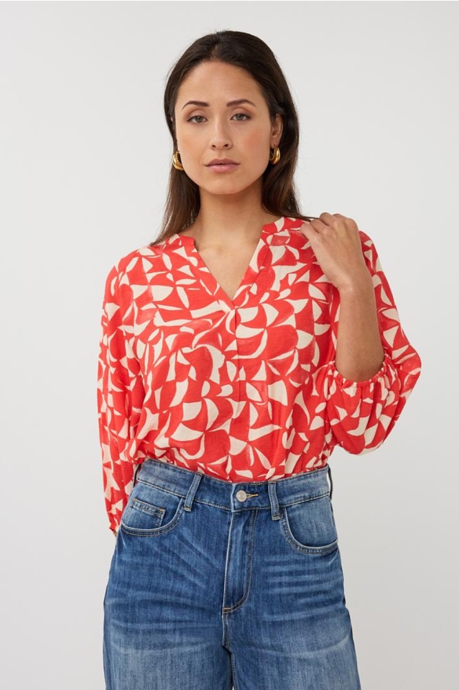 EsQualo rode dames blouse | Model vooraanzicht