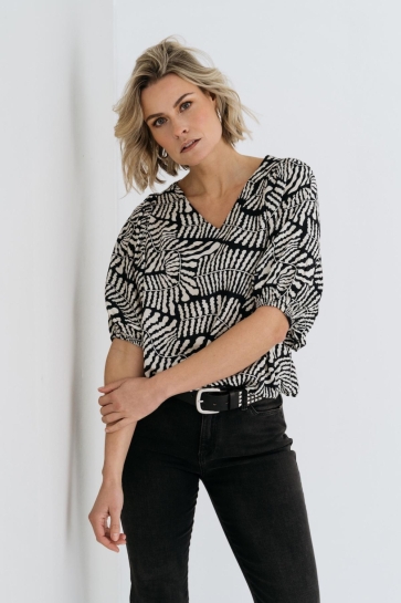 Maicazz PAJARI TOP FA25 60 014 OFF WHITE LEAVES