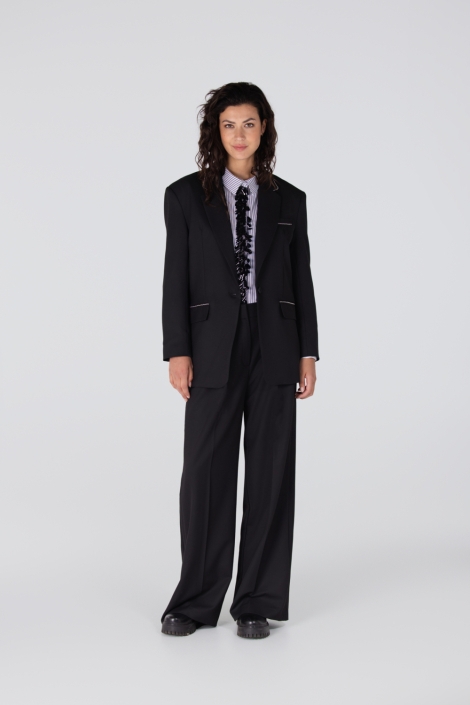 Juffrouw Jansen zwarte dames blouse | Model