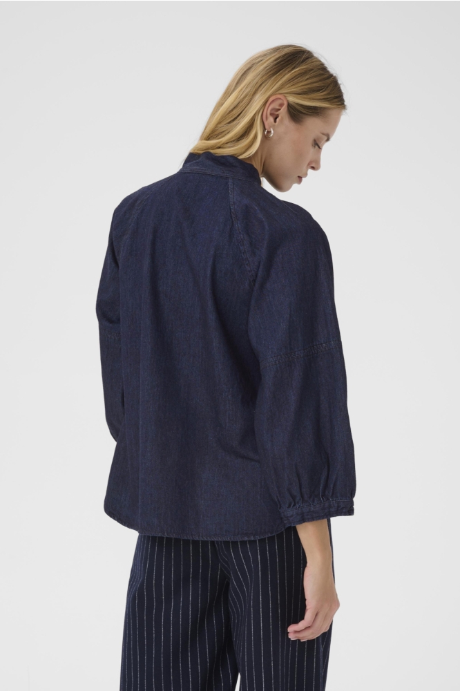 Part Two blauwe dames blouse | Model achteraanzicht