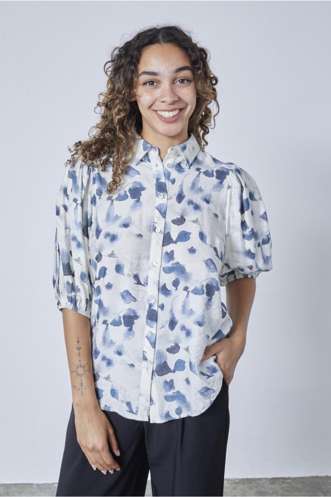 SisterS point beige dames blouse | Model vooraanzicht