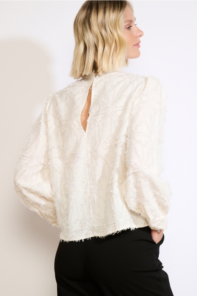 LolaLiza beige dames blouse | Model achteraanzicht