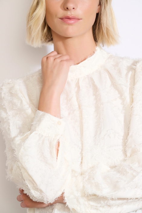 LolaLiza beige dames blouse | Close up