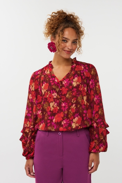 Ydence roze dames blouse | Model vooraanzicht
