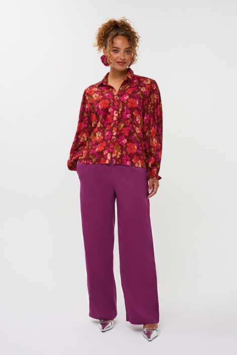 Ydence roze dames blouse | Model