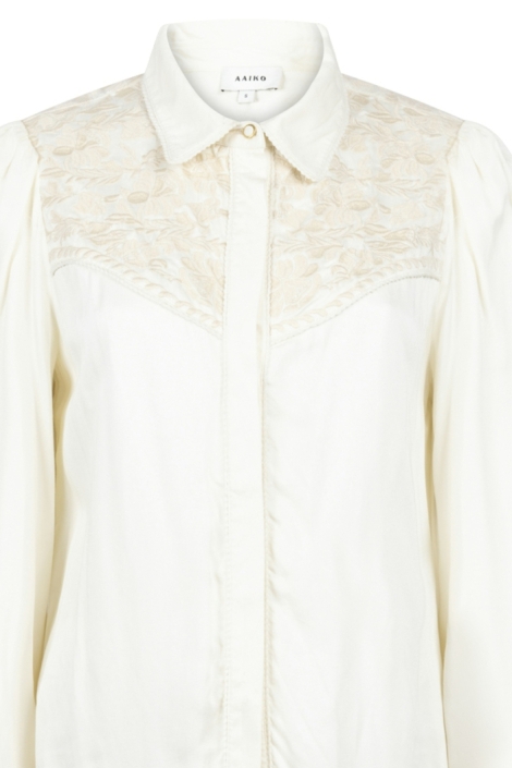 Aaiko ecru dames blouse | Close up