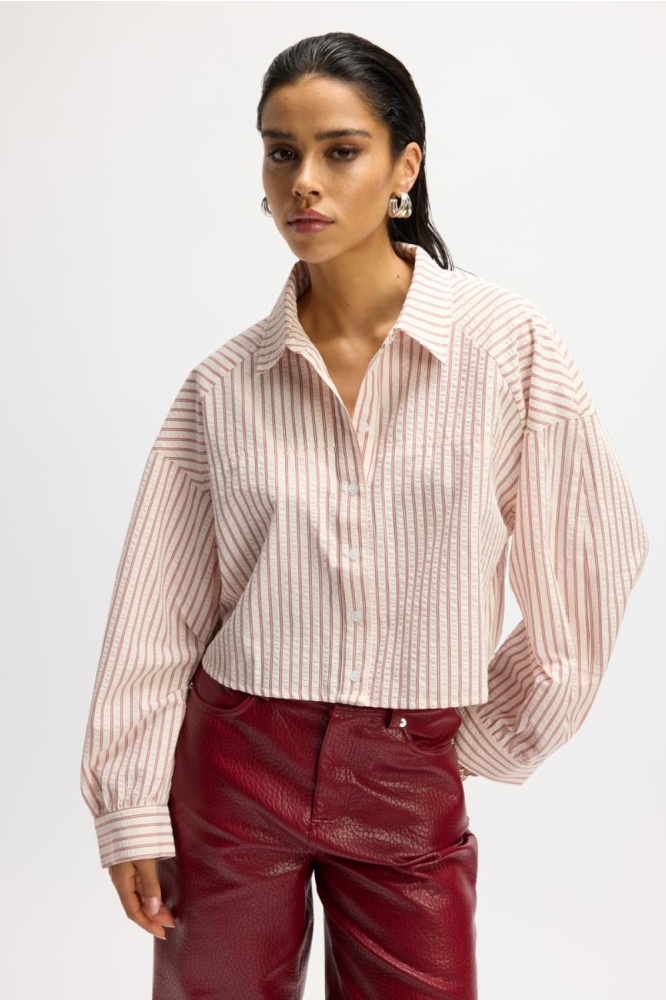 Refined Department witte dames blouse | Model vooraanzicht