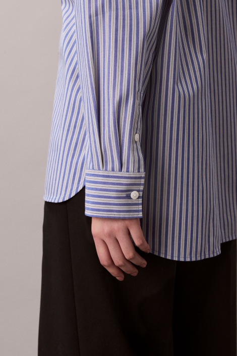 Calvin Klein blauwe dames blouse | Close up