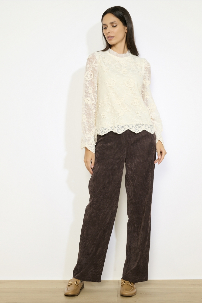 LolaLiza beige dames blouse | Model