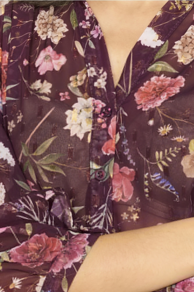 LolaLiza bordeaux dames blouse | Close up