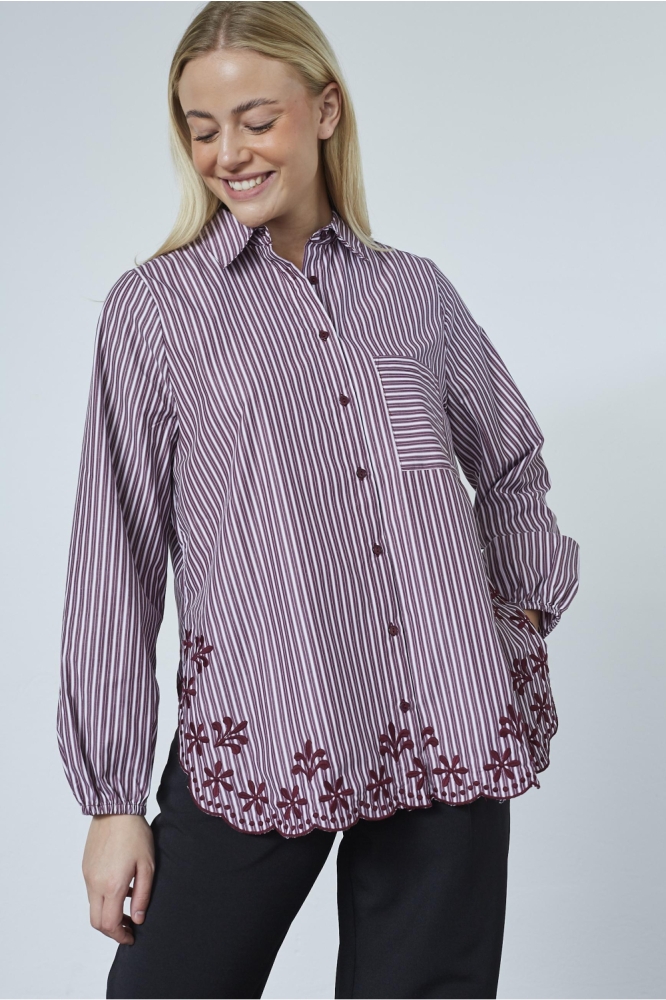 SisterS point bordeaux dames blouse | Model vooraanzicht