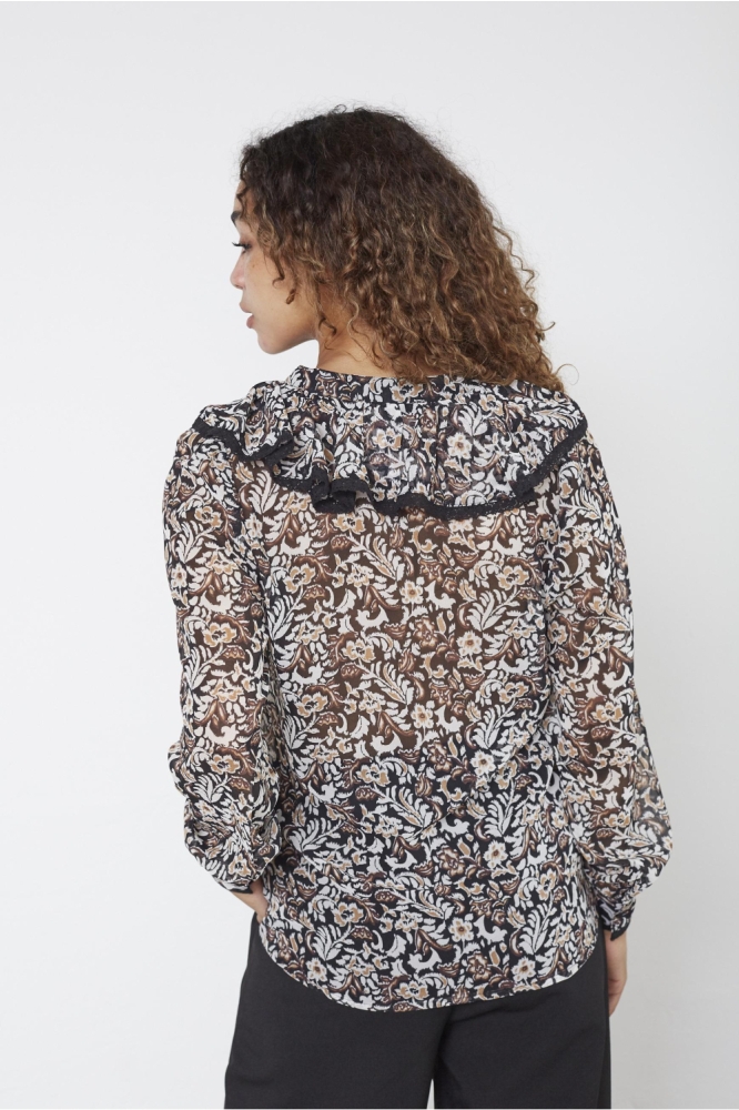 SisterS point zwarte dames blouse | Model achteraanzicht