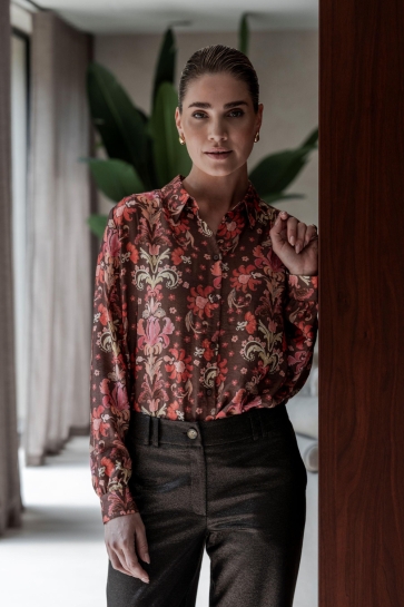 Geisha Blouse KLEURRIJKE BLOUSE MET BLOEMENPRINT 53938 20 BROWN/SOFT RED