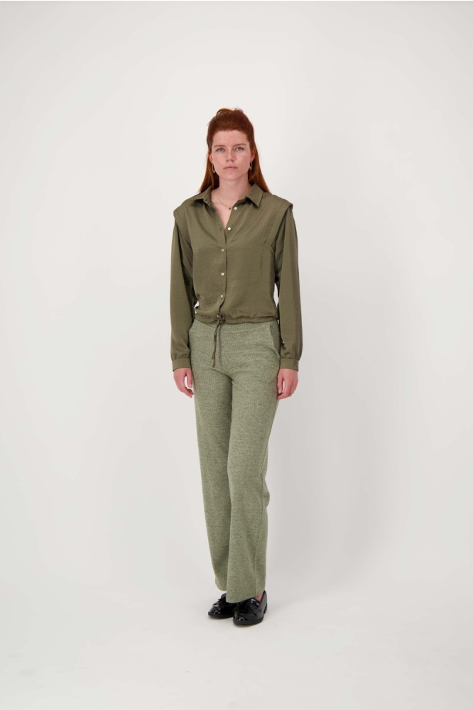 Zusss groene dames blouse | Model