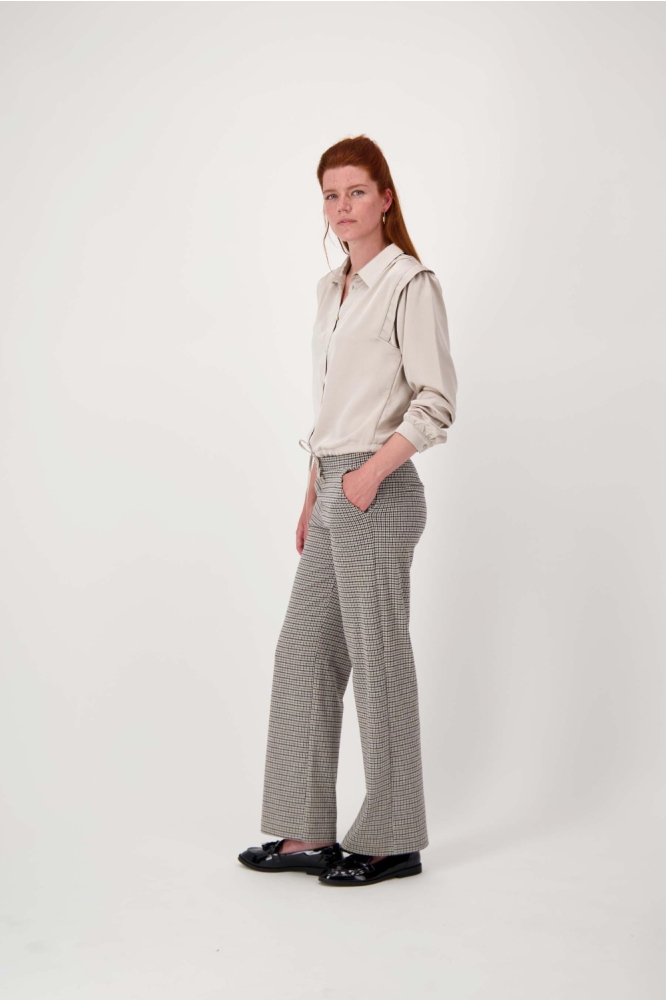 Zusss beige dames blouse | Model