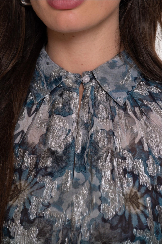 Geisha blauwe dames blouse | Close up
