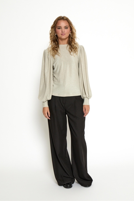 Peppercorn ecru dames t-shirt | Model